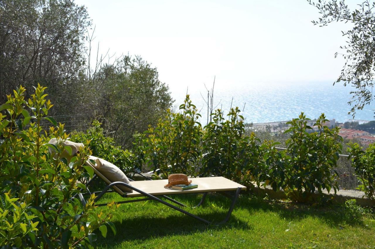 La Torretta Villa Imperia Buitenkant foto